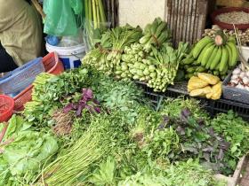  Sau bão lũ: Chặn đà tăng giá, ngăn lạm phát 