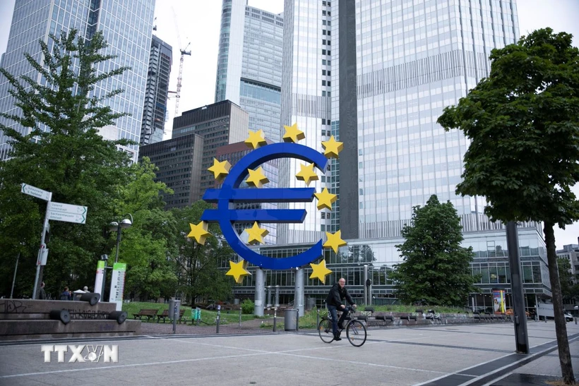  Chứng khoán châu Âu tăng điểm sau khi ECB hạ lãi suất lần thứ hai 第1张