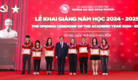 3 thủ khoa năm 2024 chọn theo học Trường ĐH Ngoại thương