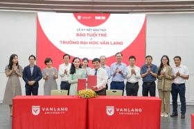  Sinh viên Trường Đại học Văn Lang được học thẩm định tin tức, kỹ năng nhiếp ảnh tại báo Tuổi Trẻ