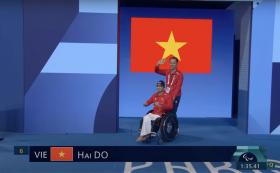 Hai kình ngư Việt Nam thi đấu ấn tượng ở Paralympic 2024  第2张