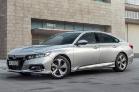 Sedan cỡ D thoái trào, khó vượt qua cái bóng của Toyota Camry