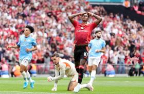 Đánh bại Man Utd, Man City giành Siêu cúp Anh