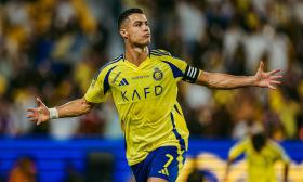 Ronaldo tỏa sáng giúp Al Nassr giữ mạch thắng 