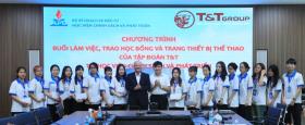  T&amp;T Group tiếp tục trao học bổng tiếp sức sinh viên Học viện Chính sách và Phát triển 