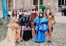 NTK Việt mang nón lá lên sàn diễn, tôn vinh văn hóa tại Paris Fashion Week  第10张