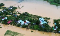  Lở đất do bão Trami ở Philippines: &apos;Tìm thấy thi thể vợ và 4 con tôi ôm nhau&apos; 