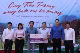  Cùng Tiền Phong nâng bước em tới trường: Trao tình thương và nghị lực sống 